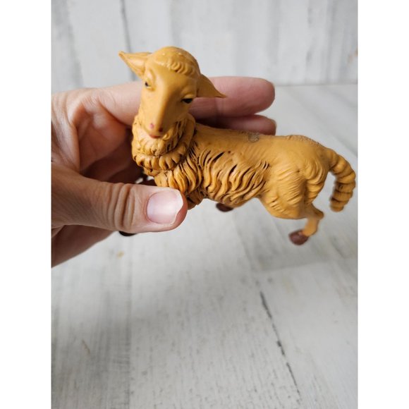 Vintage large Italian sheep nativity plastic fontanini tan Xmas statue figurine - Picture 7 of 9